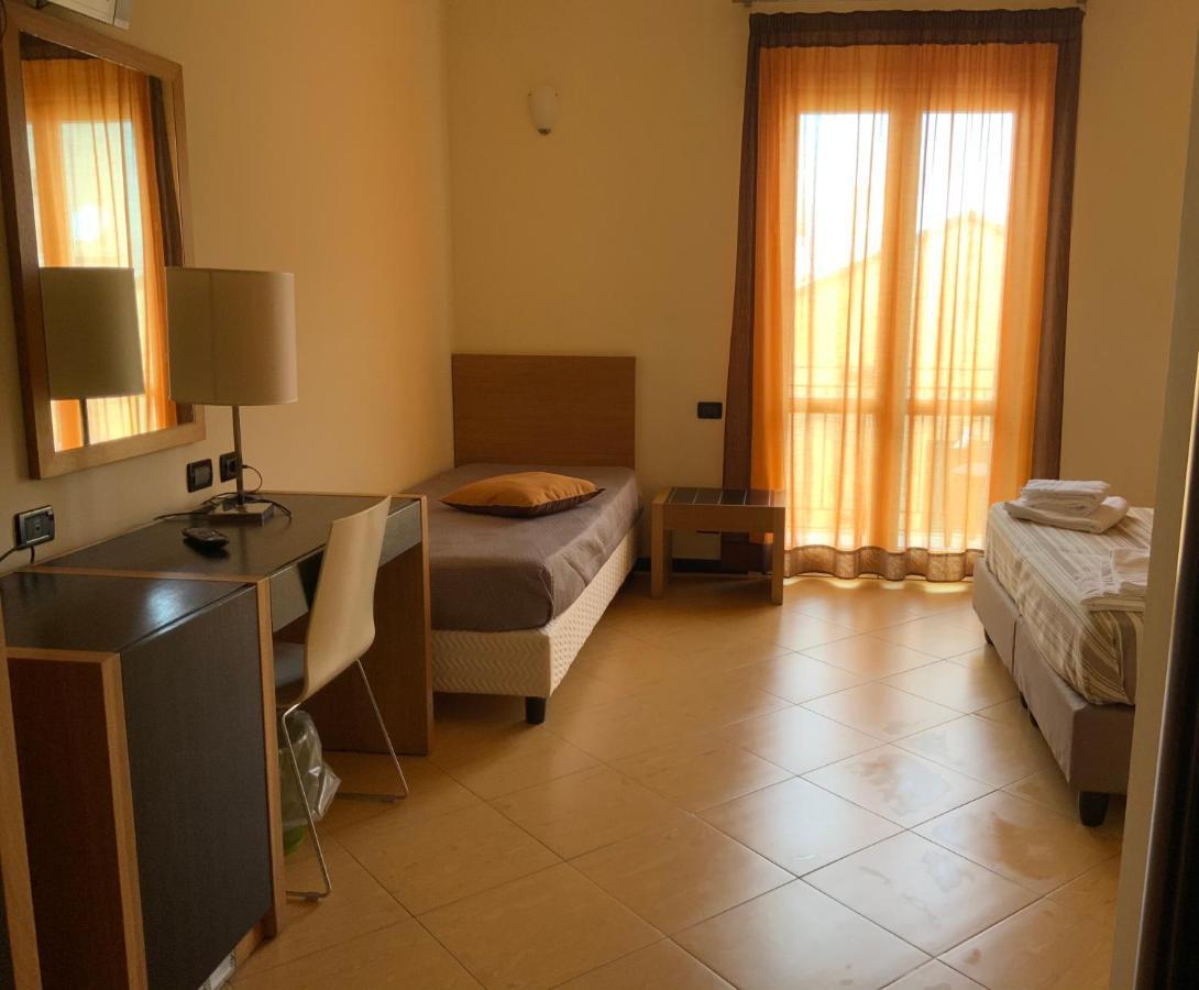 Cerri Hotel Trapani Bagian luar foto