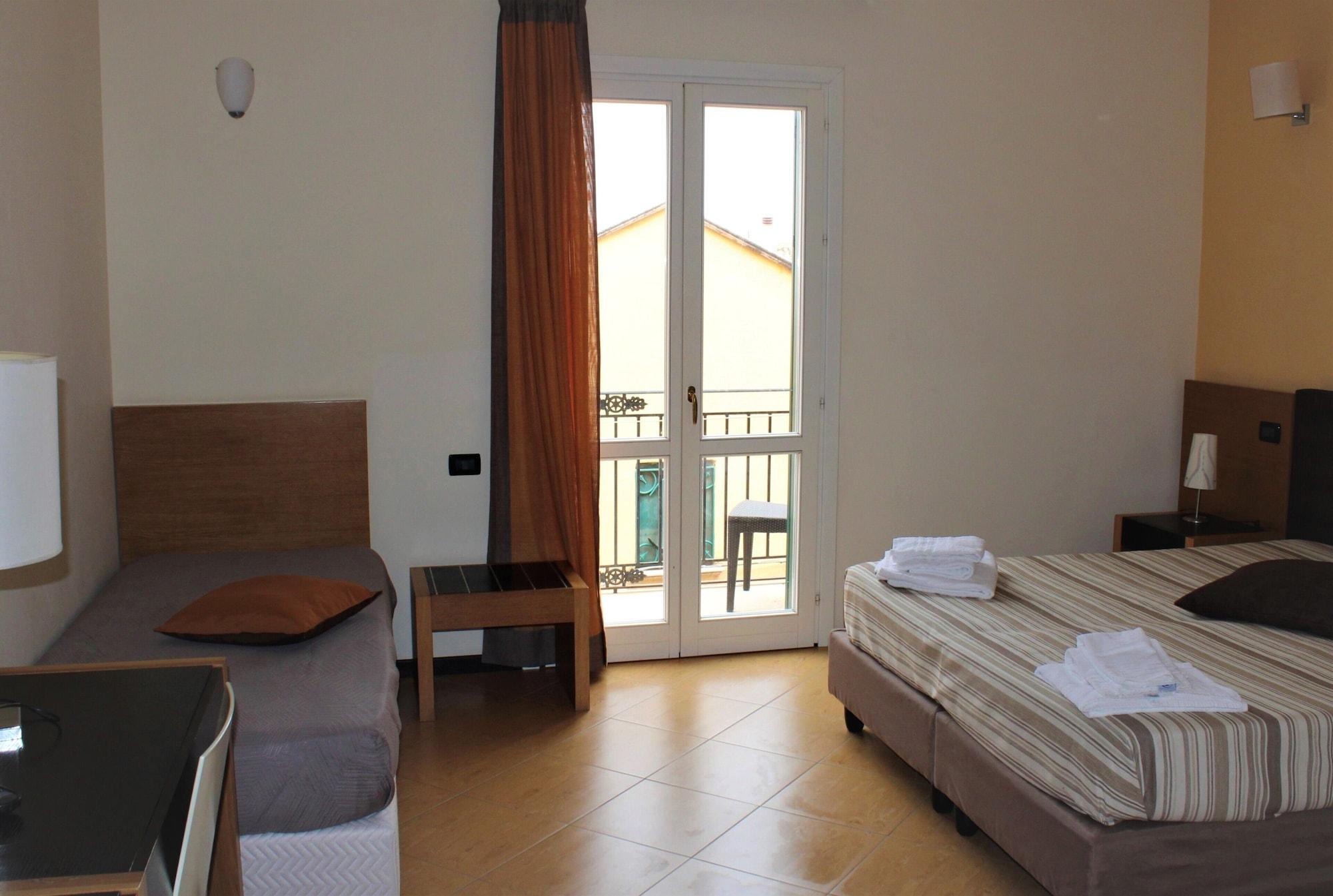 Cerri Hotel Trapani Bagian luar foto