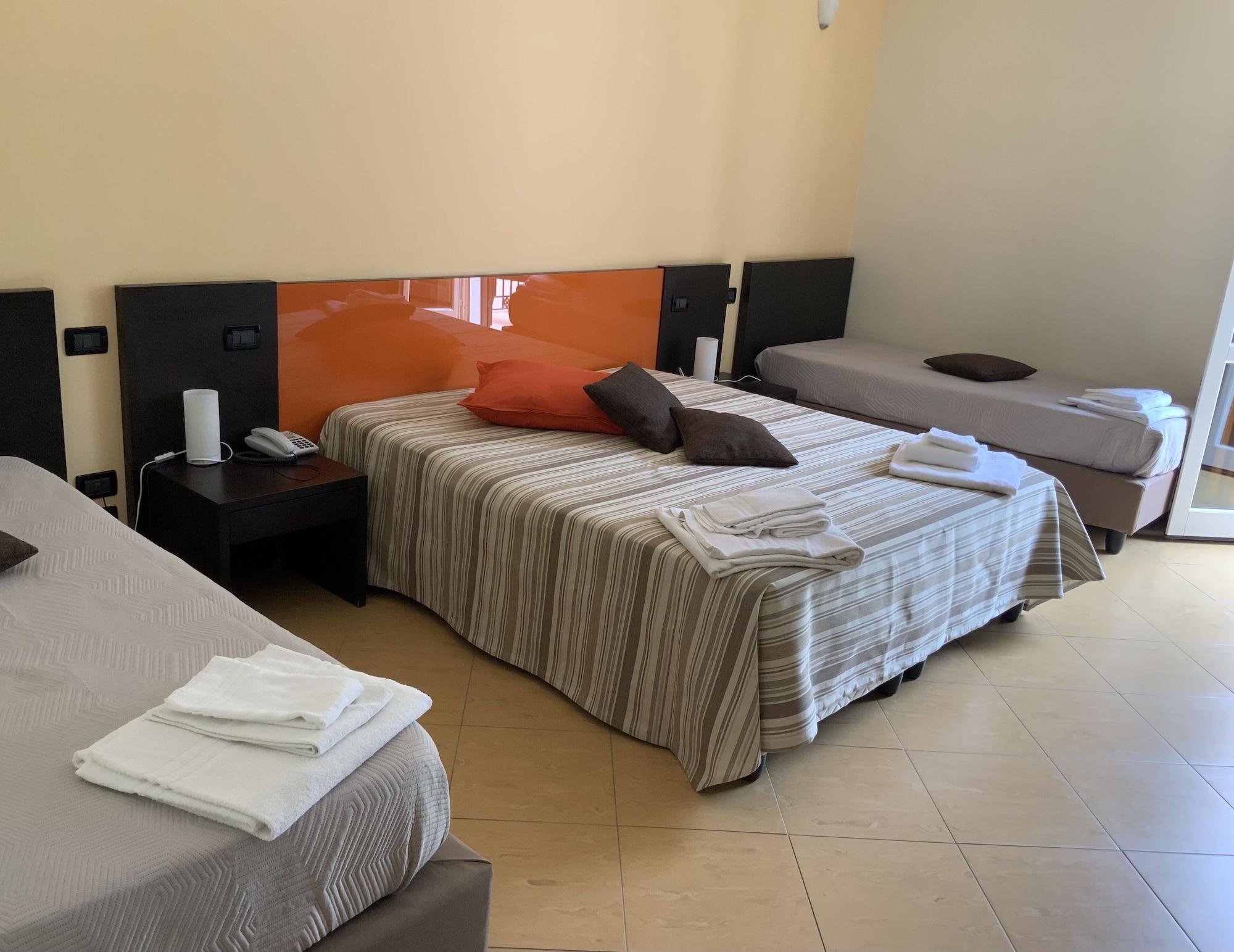Cerri Hotel Trapani Bagian luar foto