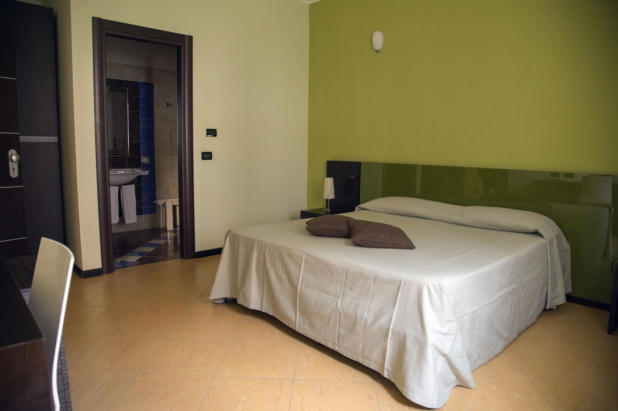 Cerri Hotel Trapani Bagian luar foto