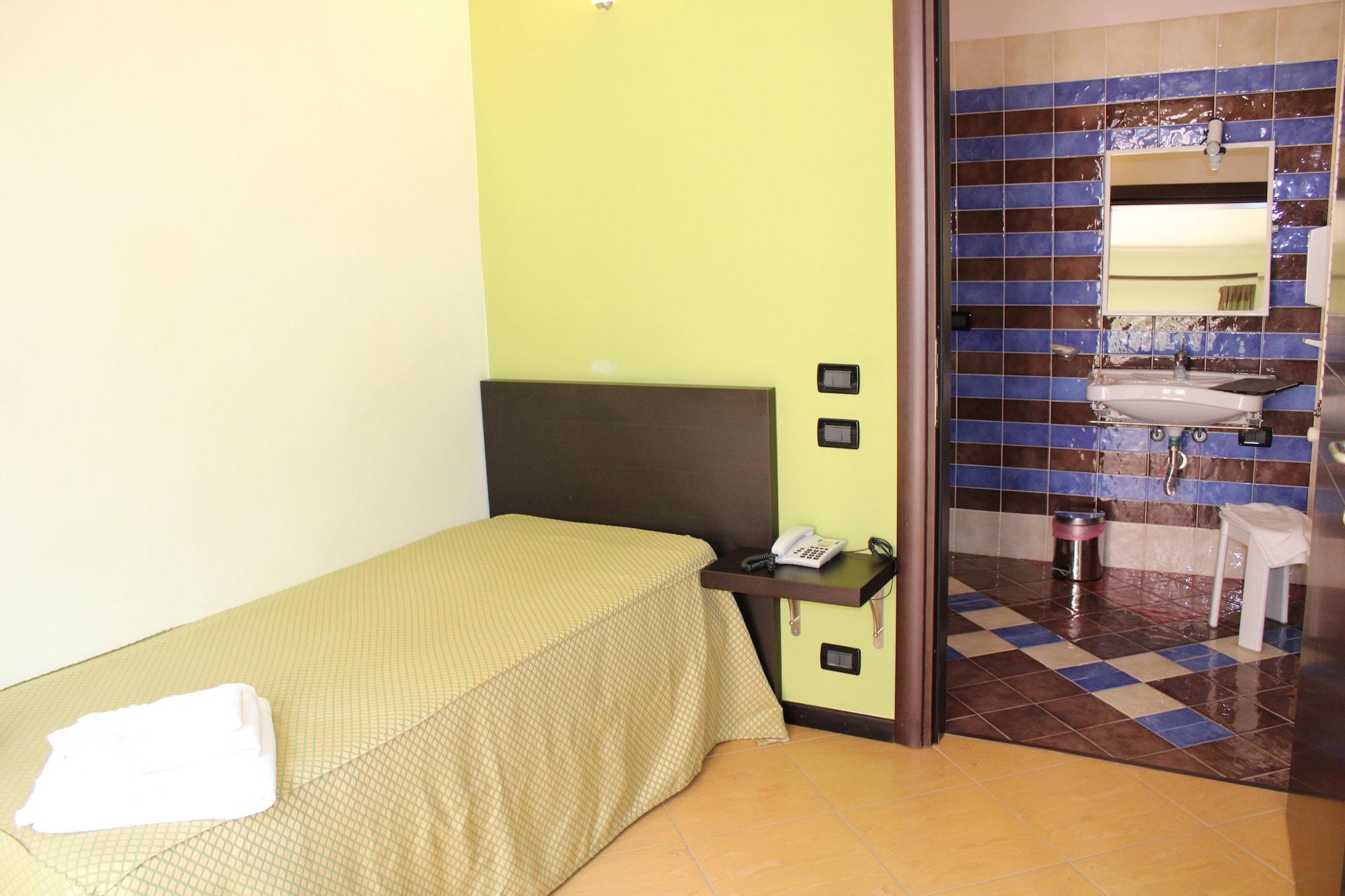 Cerri Hotel Trapani Bagian luar foto