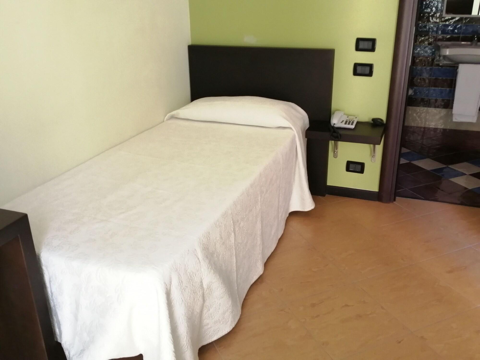 Cerri Hotel Trapani Bagian luar foto
