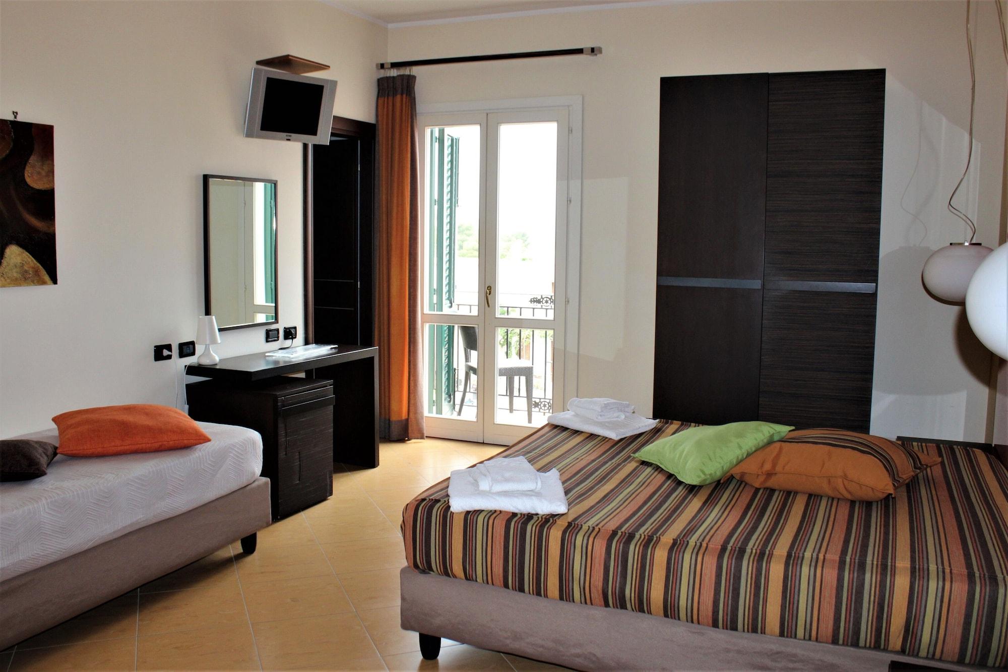Cerri Hotel Trapani Bagian luar foto