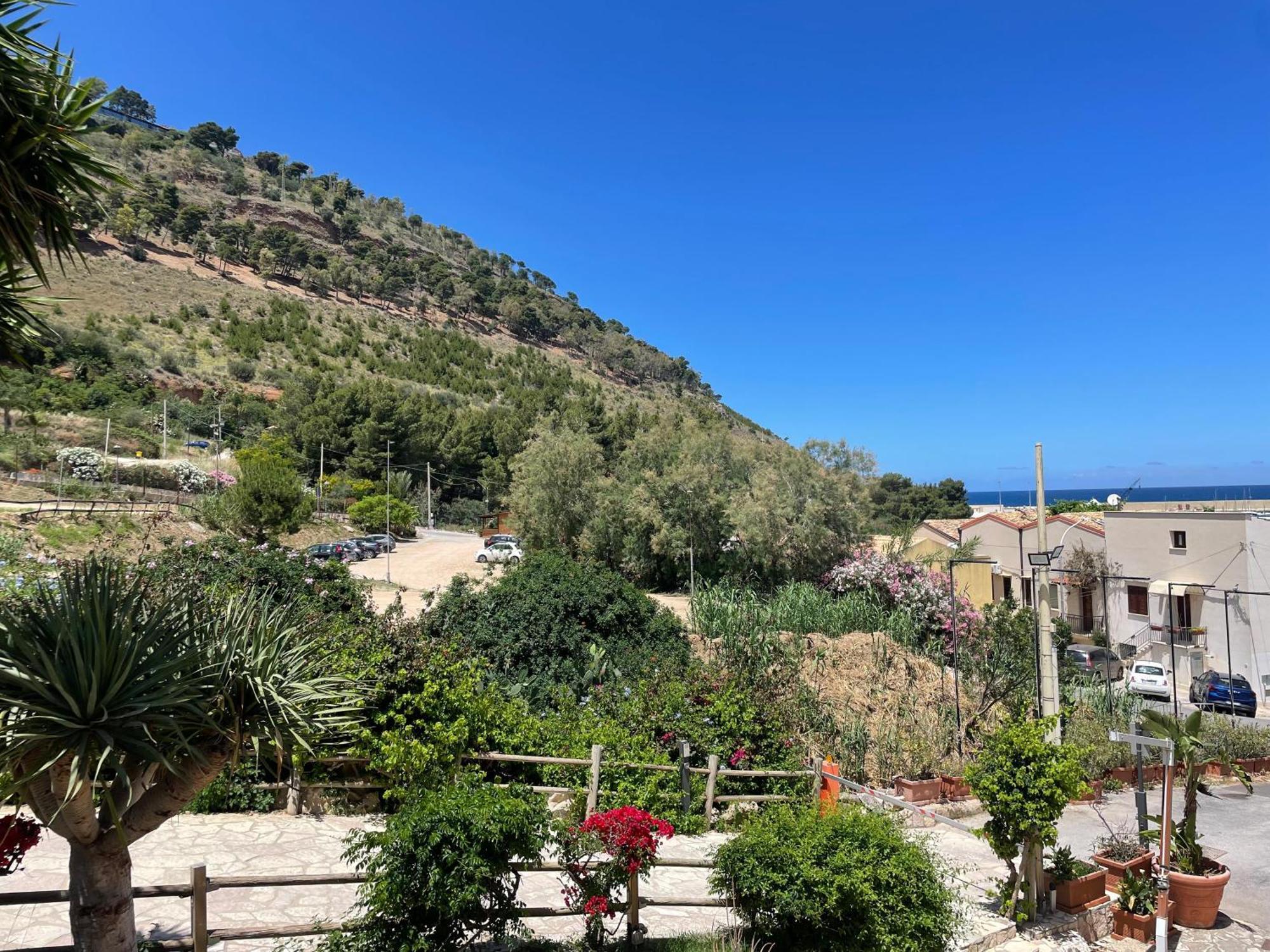 Cerri Hotel Trapani Bagian luar foto